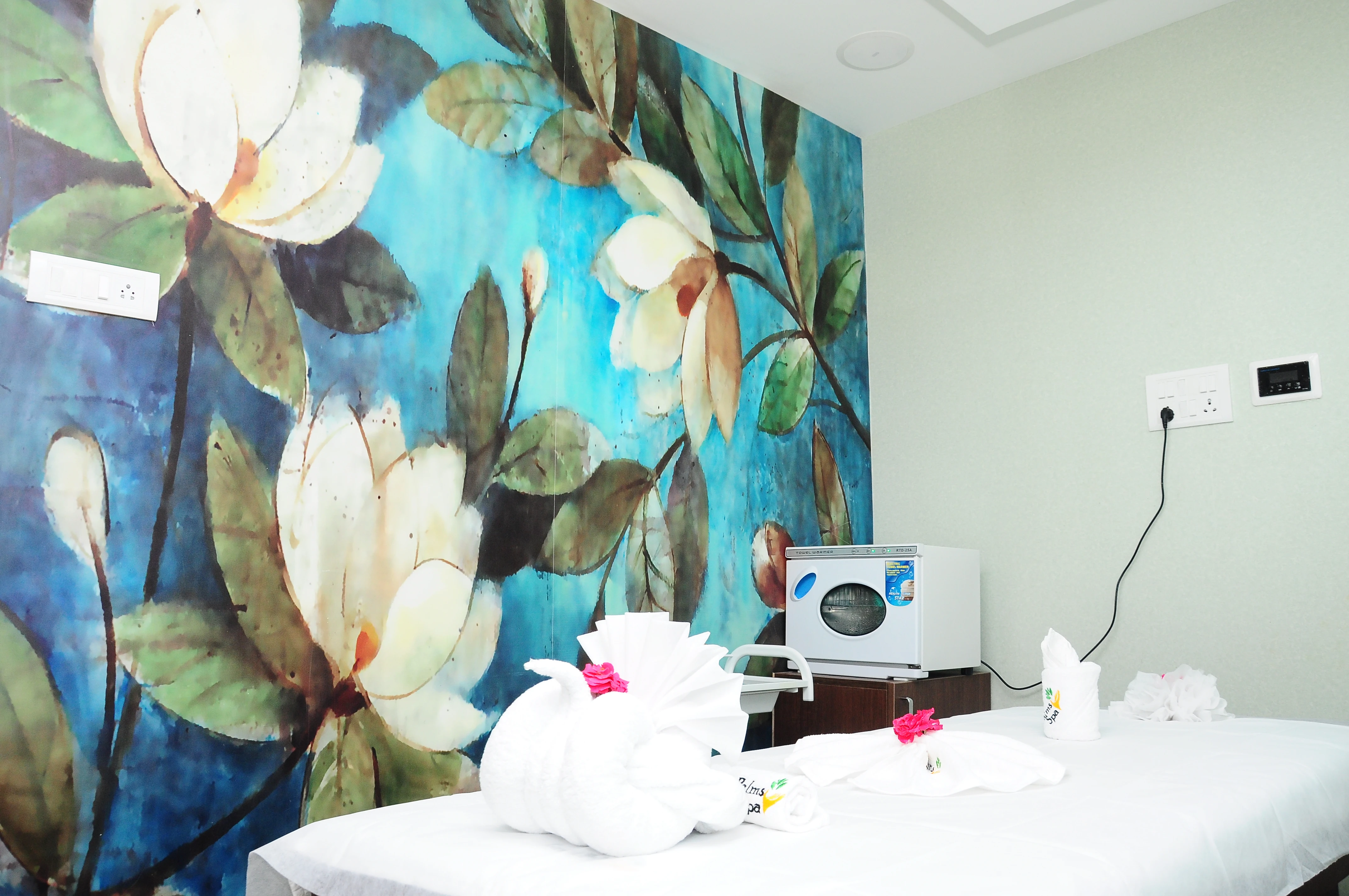 Massage table ready for a guest at Great Palms Spa in Anna Nagar, Chennai